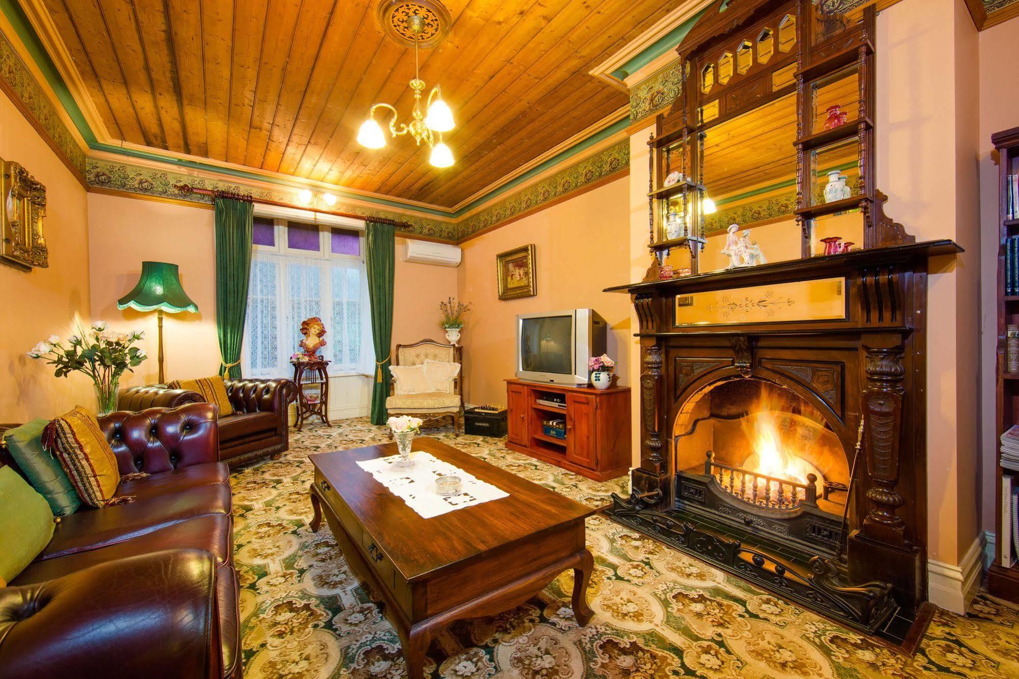 Barnsley House Bed And Breakfast Бичворт Экстерьер фото